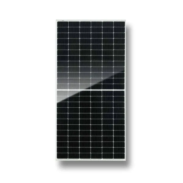 Monokryštalický fotovoltaický / solárny panel popredného výrobcu Ulica Solar UL-455M-144HV s výkonom 455Wp je tvorený technológiou delených FV článkov. Tento typ panelu je vhodný pre stavbu ostrovných systémov, ale aj veľkých priemyselných a komerčných inštalácií. Vďaka technológii Half-Cell pri zatienení časti panelu výkon klesne na 50%, nie na 0% ako pri bežnej technológii Full-Cell (panel je rozdelený na dve nezávislé polovice). Moduly sú tvorené z deväťzbernicových (9BB) monokryštalických half-cell článkov, čo znižuje vnútorný odpor panelu a zvyšuje výkonovú stabilitu.